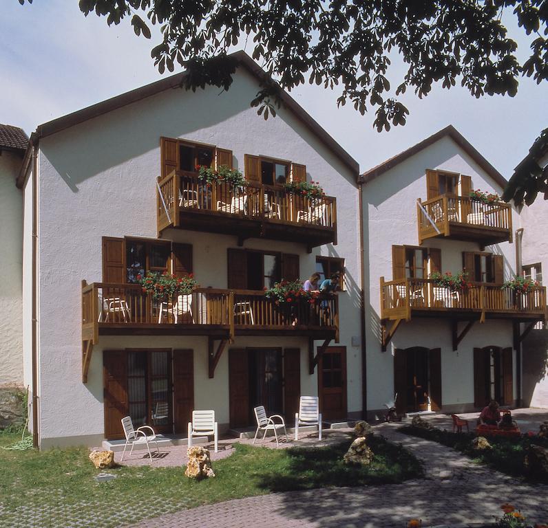 Gastehaus Sonne Hotel Eichstatt Ruang foto